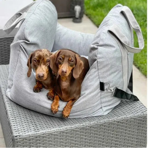 Premium Hunde Autositz – Sicher, Komfortabel & Einfach zu Befestigen (Erste Klasse)